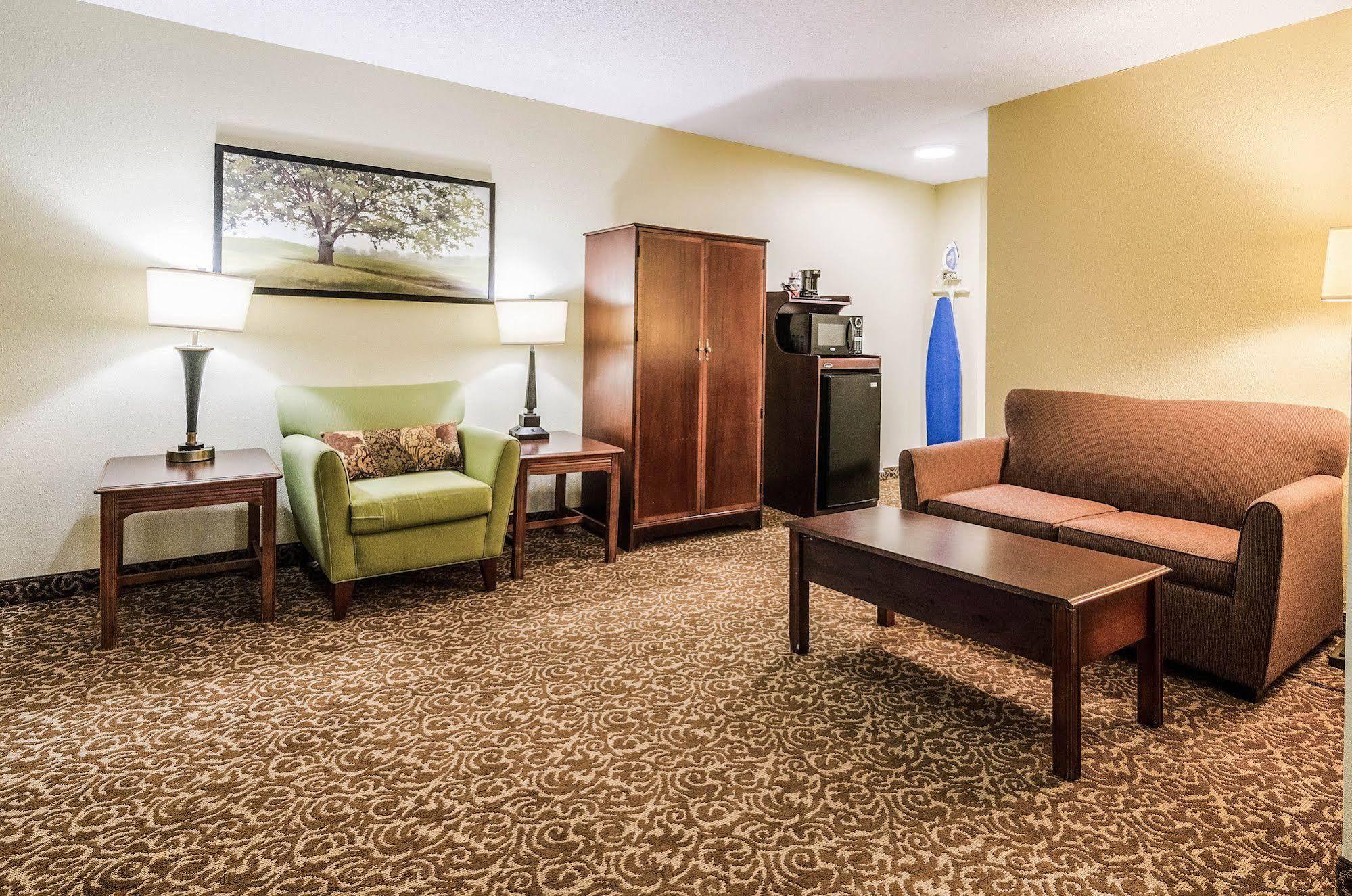 Quality Inn Whiteville North Kültér fotó