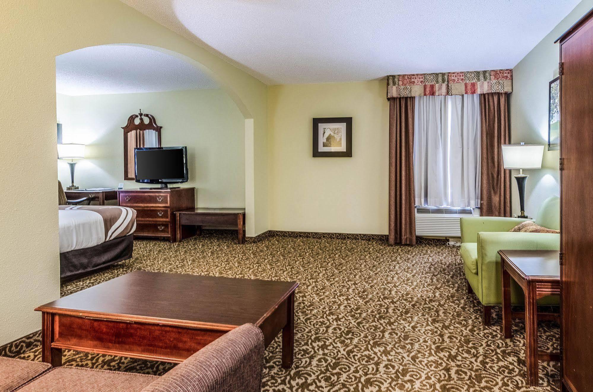 Quality Inn Whiteville North Kültér fotó