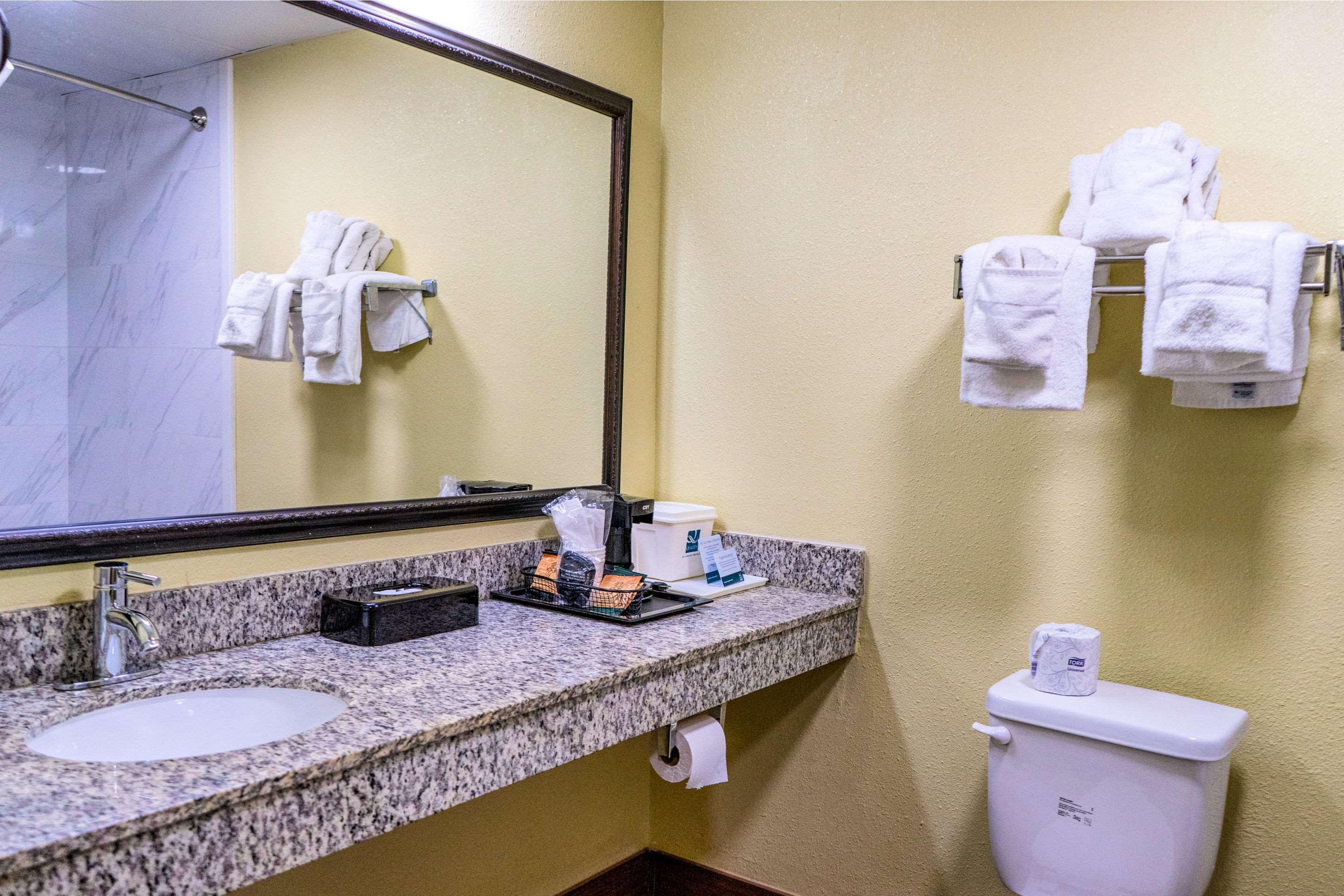 Quality Inn Whiteville North Kültér fotó
