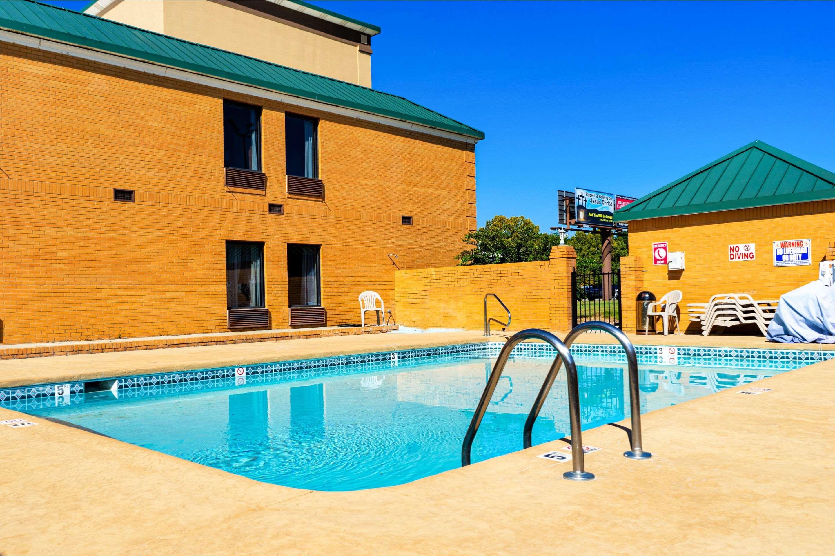 Quality Inn Whiteville North Kültér fotó